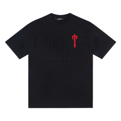 Trapstar Tonal & Red Embossed Gothic Logo Tee - Black/Red