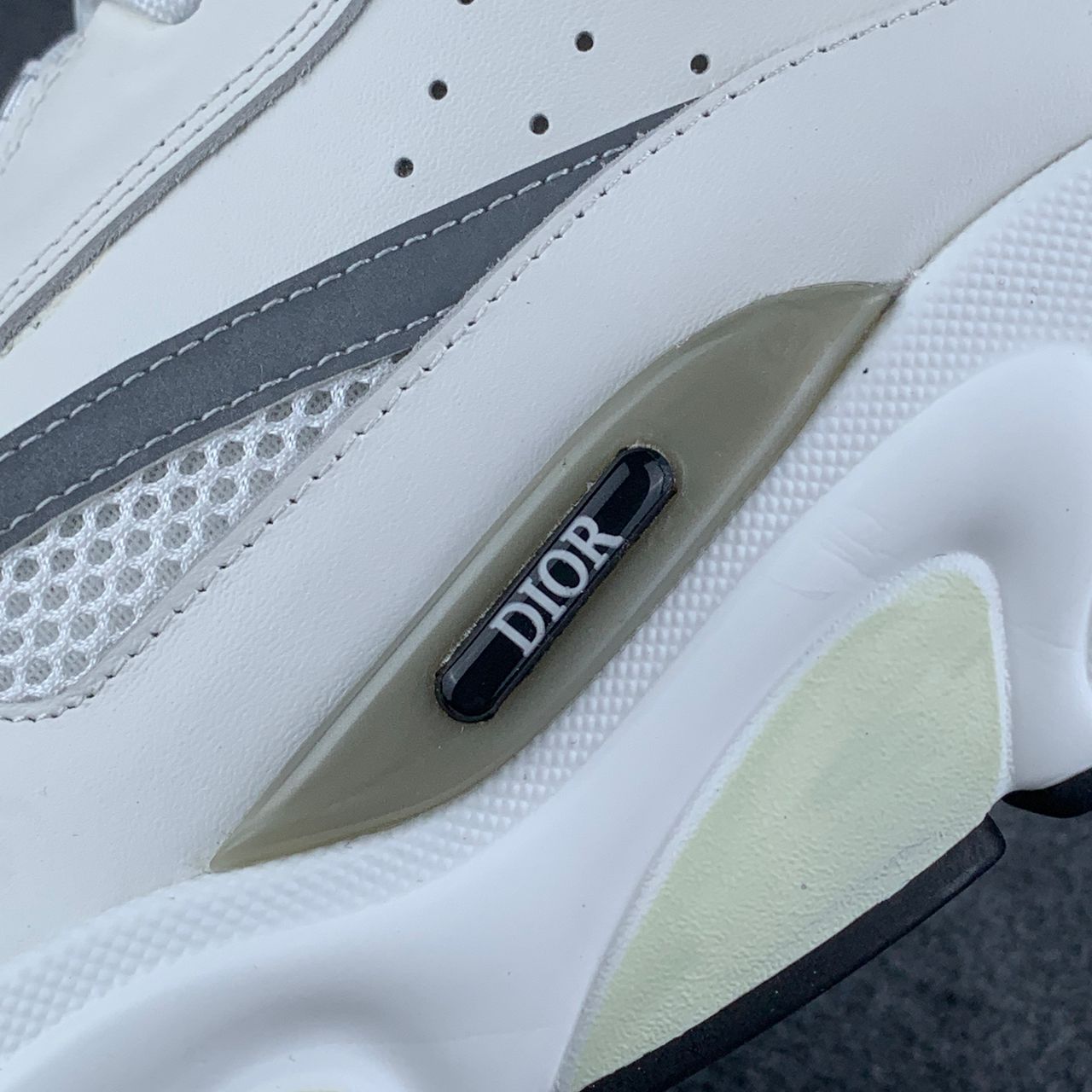 Dior B22 'White Grey'