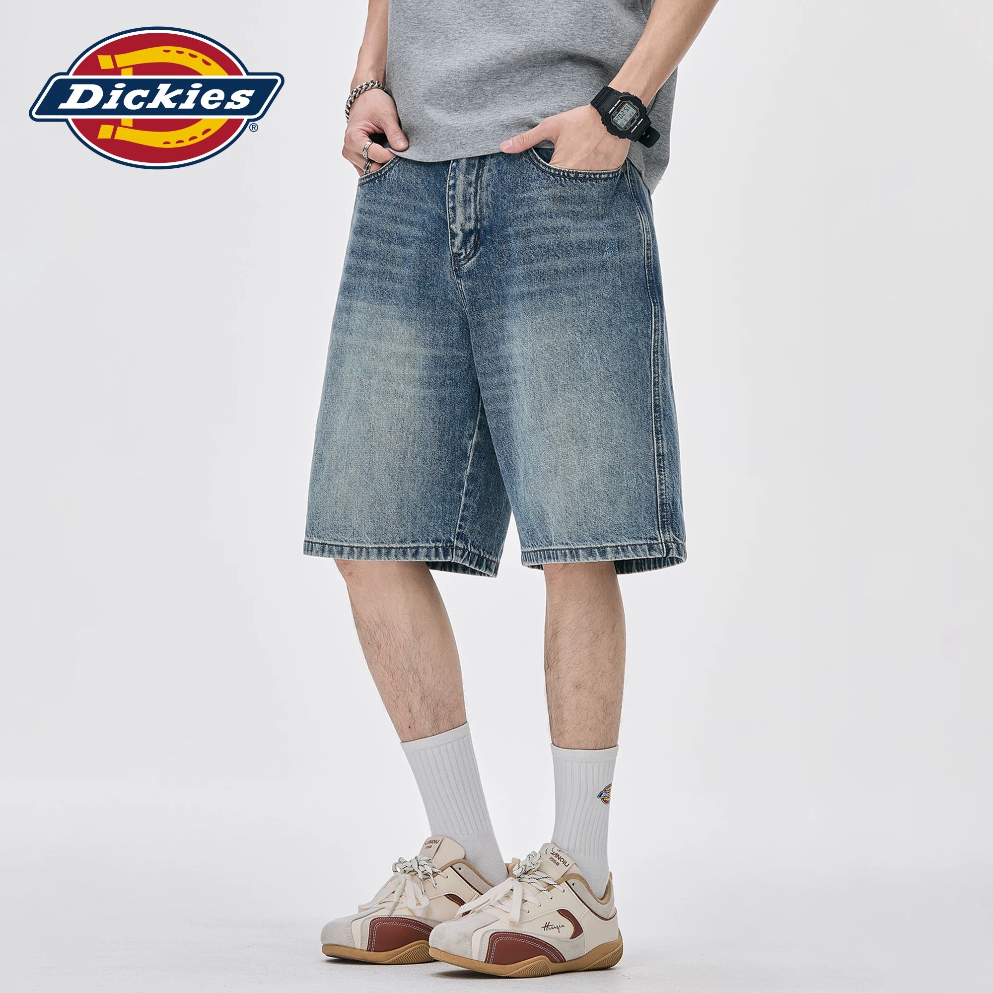 Dickies Cool American style vintage denim shorts for men in summer, loose straight leg, retro washed five quarter pants M