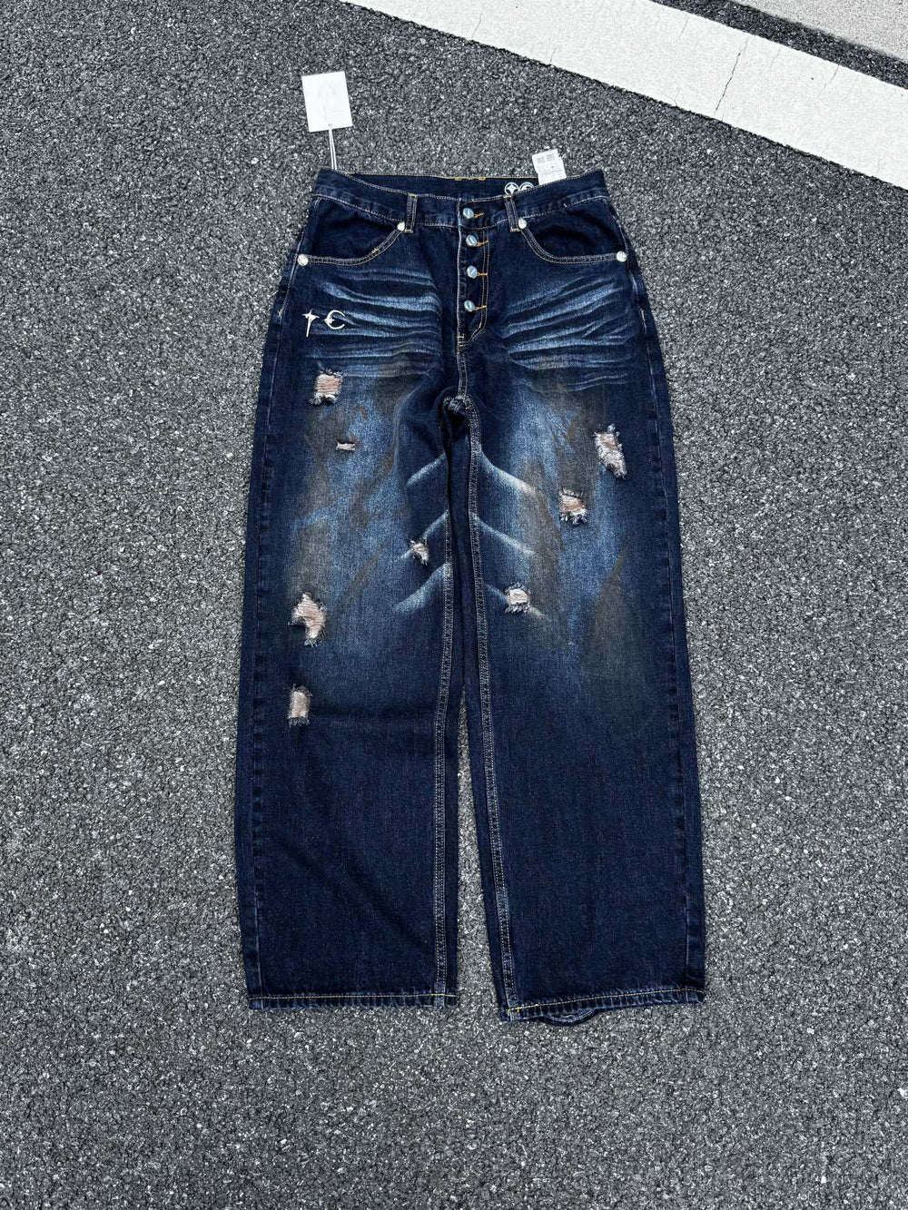 Cross border new THUGCLUB dirty mud and wash water to make old and distressed retro style loose jeans for both men and women