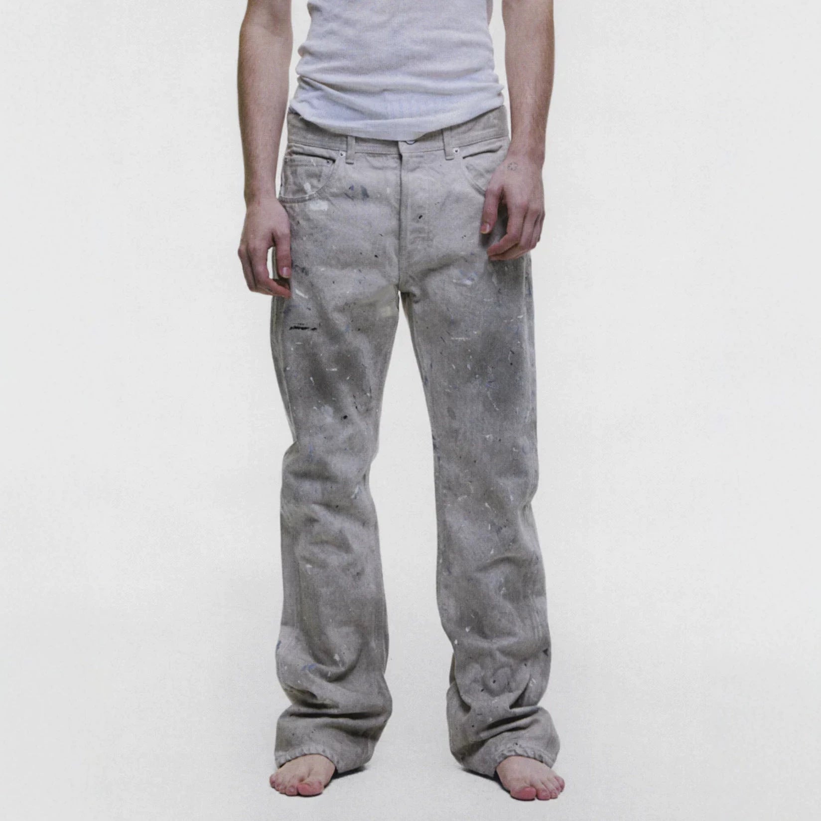 ERD melancholic rich second-generation 25s retro washed knife cuts through holes to make old, burns embroidery stickers, micro flared jeans